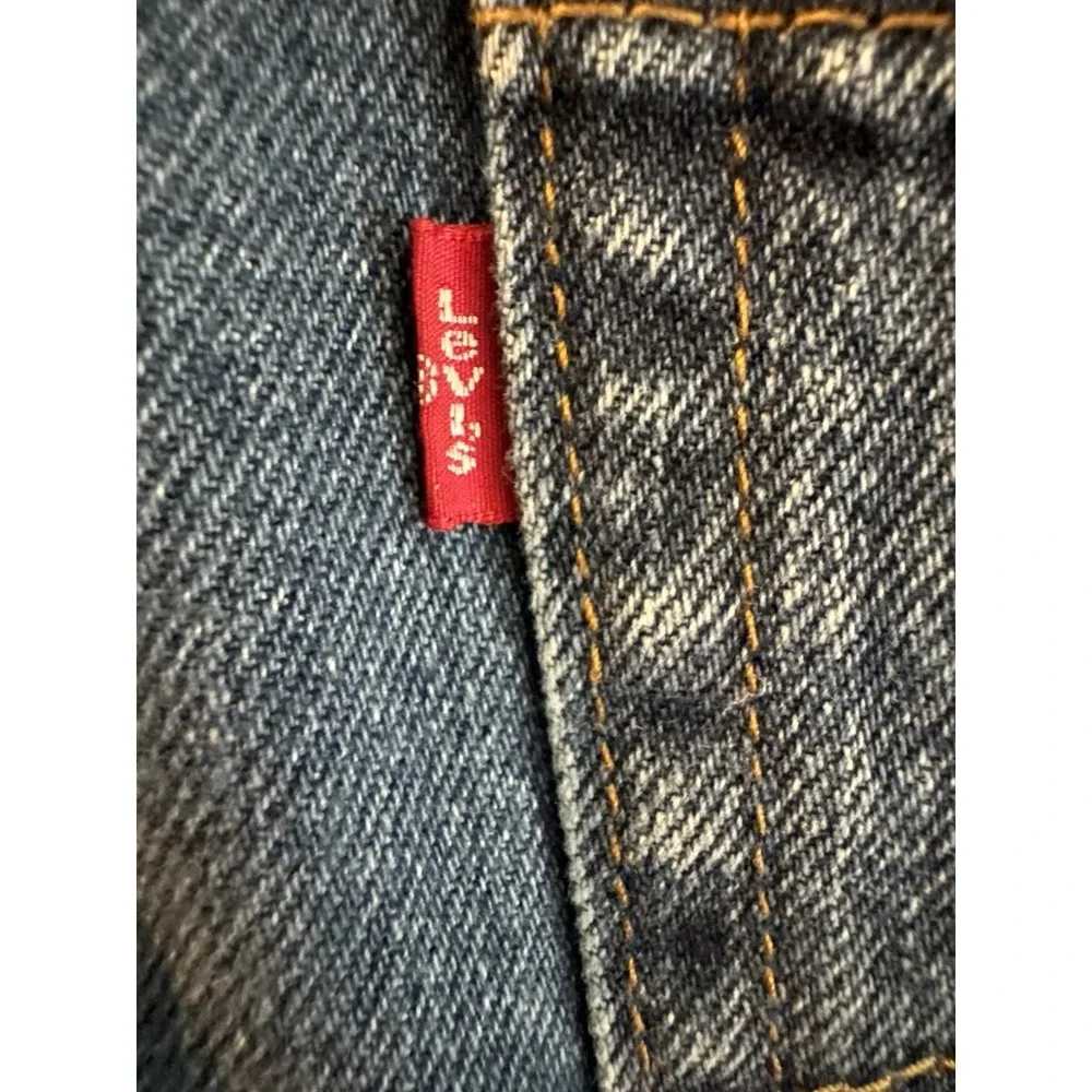 Levis Jeans 550 Relaxed Fit Blue Medium Wash Mens Size 38x32 High Rise - Picture 9 of 10